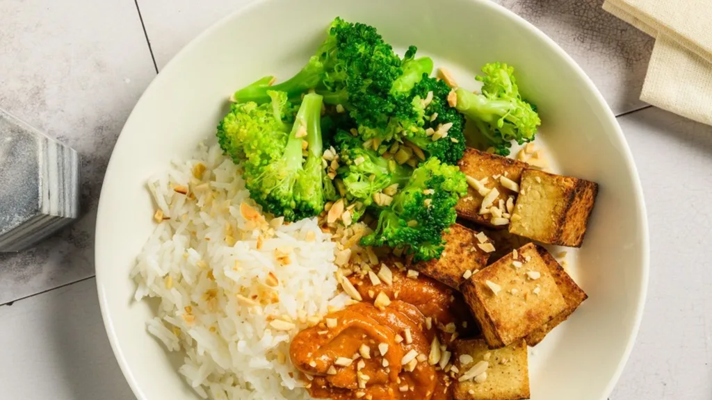 YouFoodz Indian Butter Tofu with Broccoli & Rice