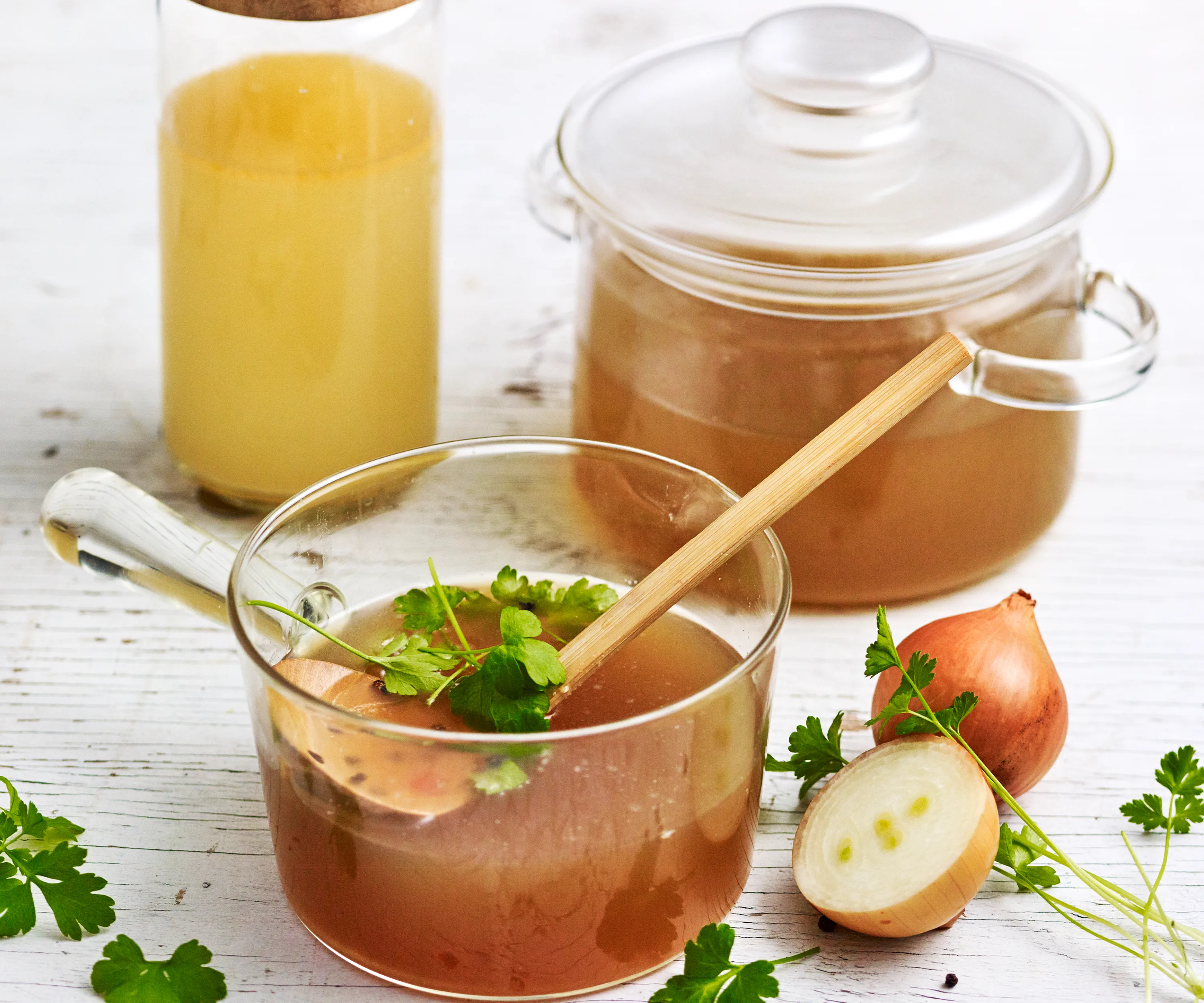 Slow-cooker beef bone broth