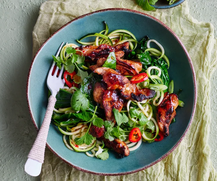 Chicken stir fry with zucchini noodles