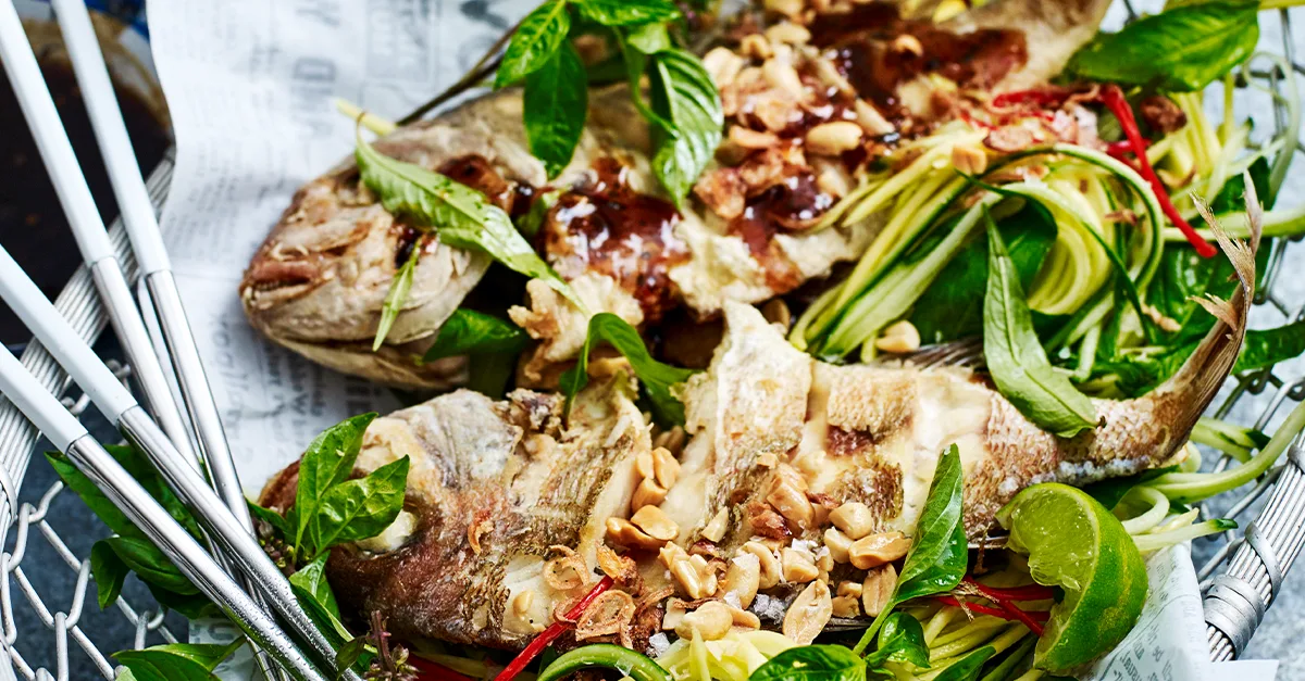 Crisp tamarind fish with Thai mango salsa | Women's Weekly Food