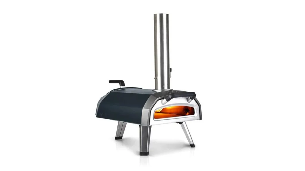 Ooni Karu 12G Multi-Fuel Pizza Oven.