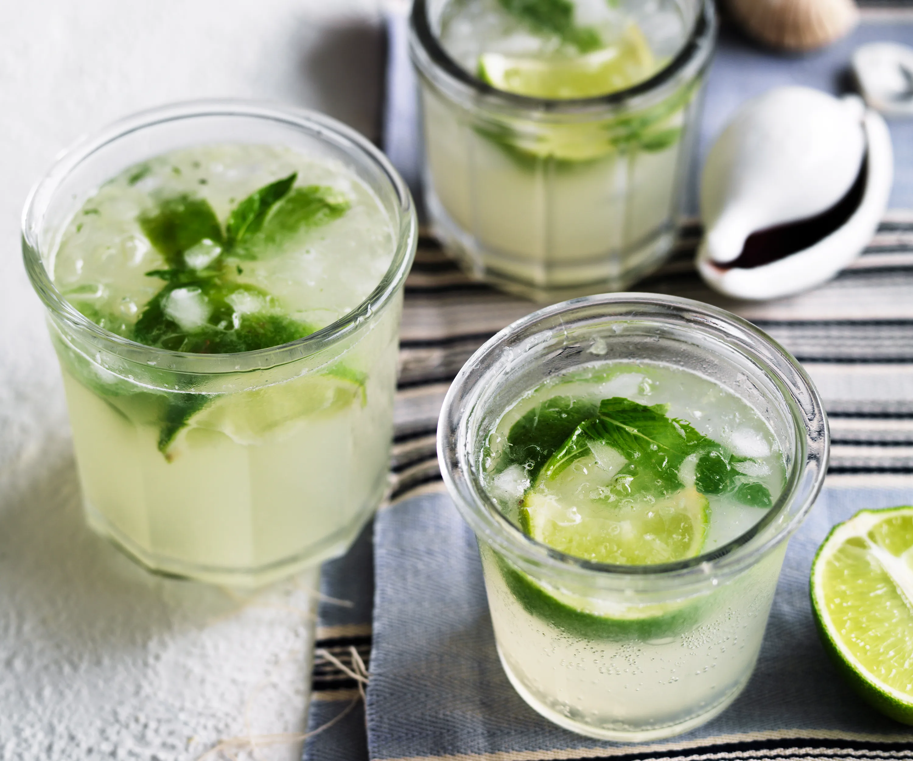 How to make a classic mojito-image