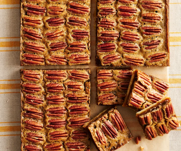 Coffee pecan slice