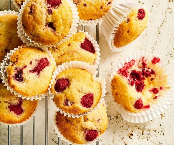 raspberry muffins