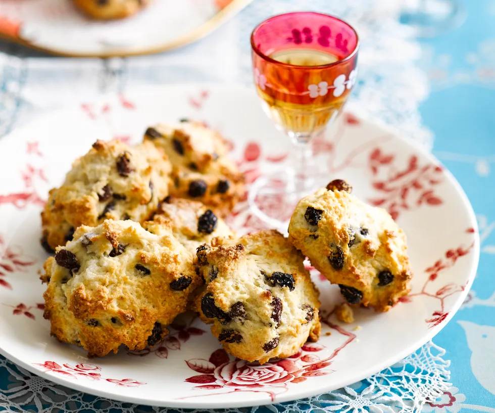 Small plate of rock cakes