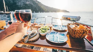 10 of the best gift experiences for the foodie in your life