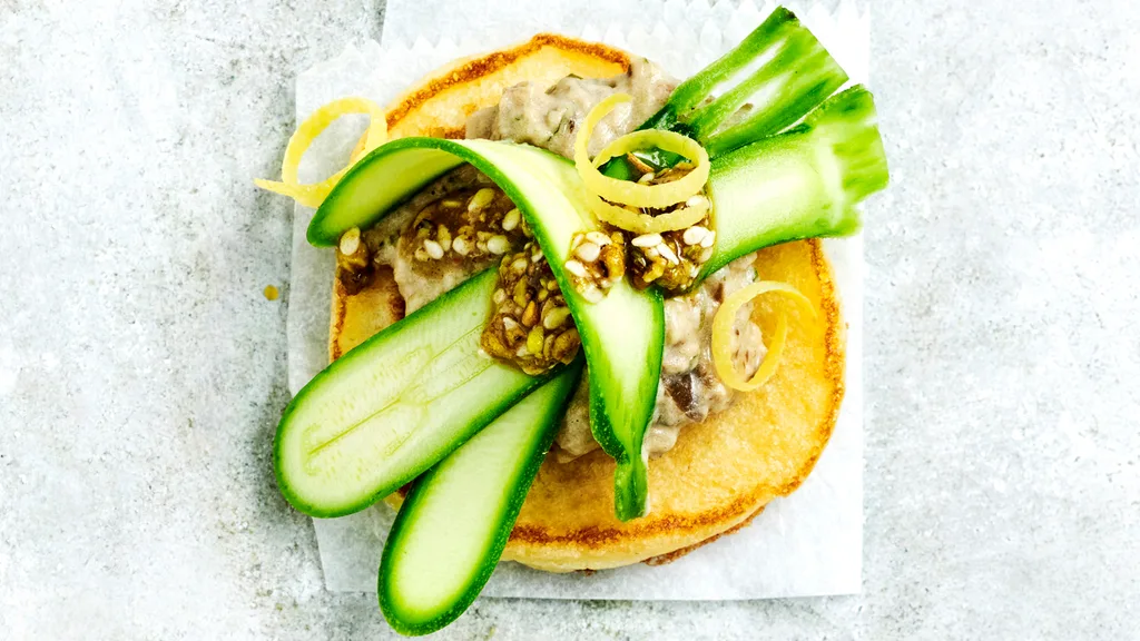 Baba ganoush & zucchini salad blinis