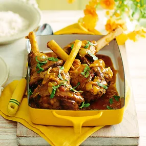 Julie Goodwin's curried lamb shanks