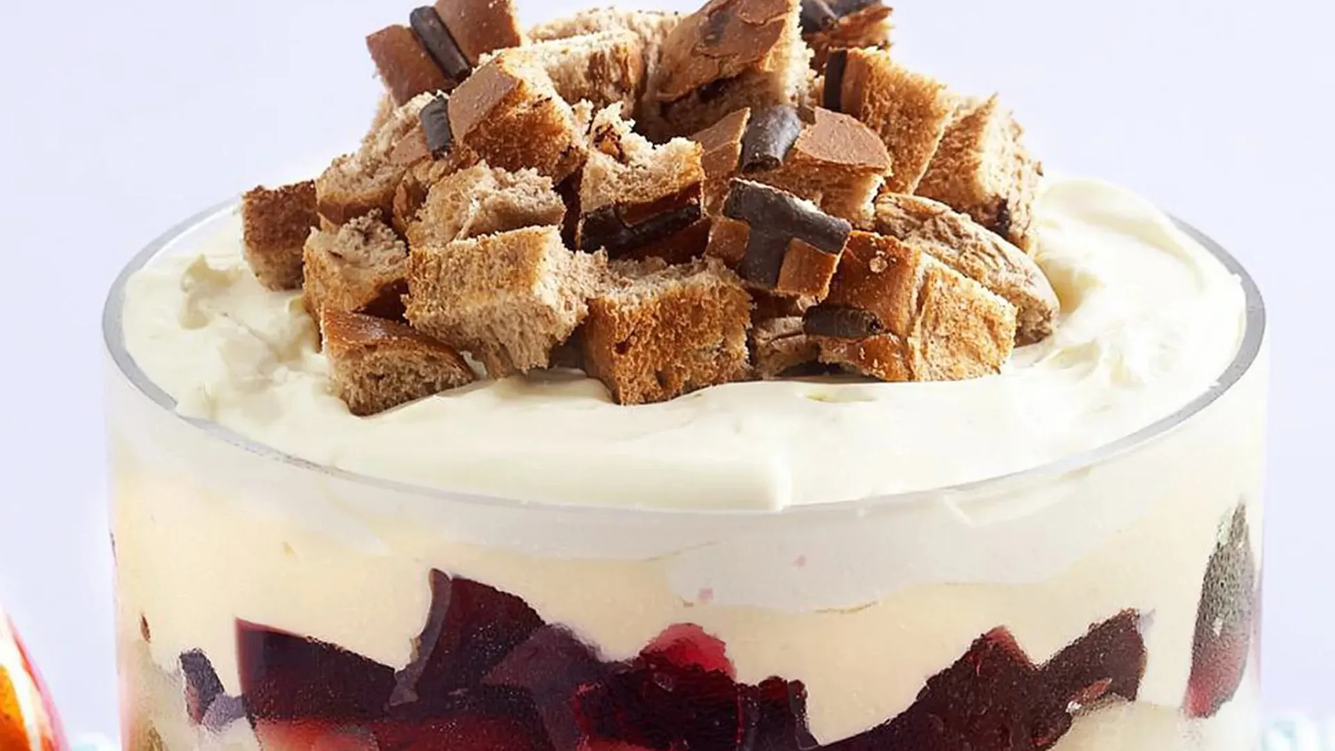 Easter trifle for a budget Easter dessert