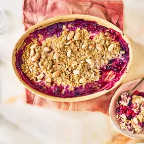 Almond berry baked oats