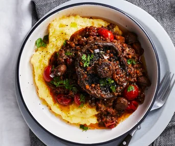 Mixed mushroom ragù with lentils