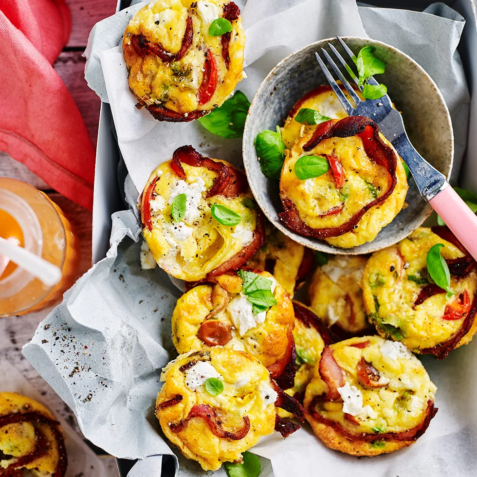 Mini crustless quiche with bacon & tomato