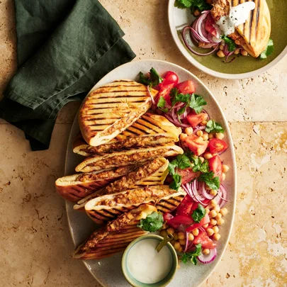Chicken mince stuffed pitas with garlic yoghurt sauce
