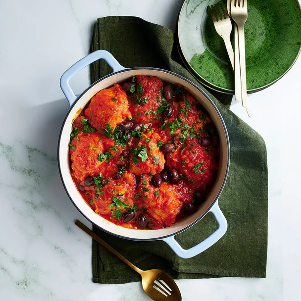 chicken cacciatore in a pot