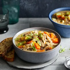 Slow cooker chicken and corn soup