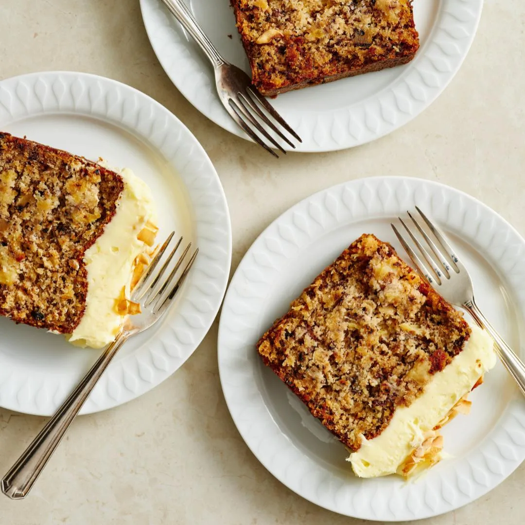 Hummingbird loaf cake with cream cheese icing