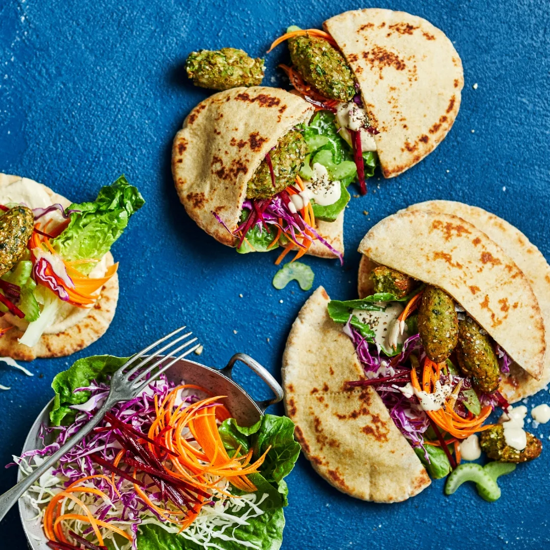 Falafel wraps recipe with hummus and coleslaw