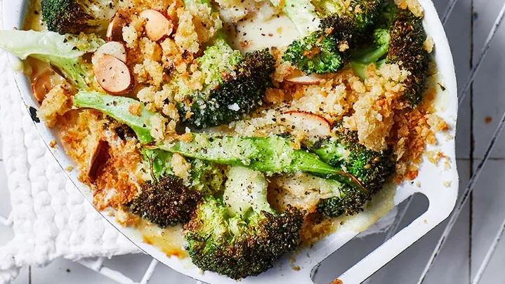 Air fryer broccoli gratin