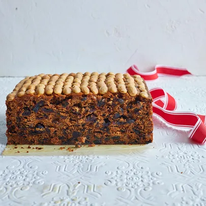 Easy melt-and-mix fruit cake recipe