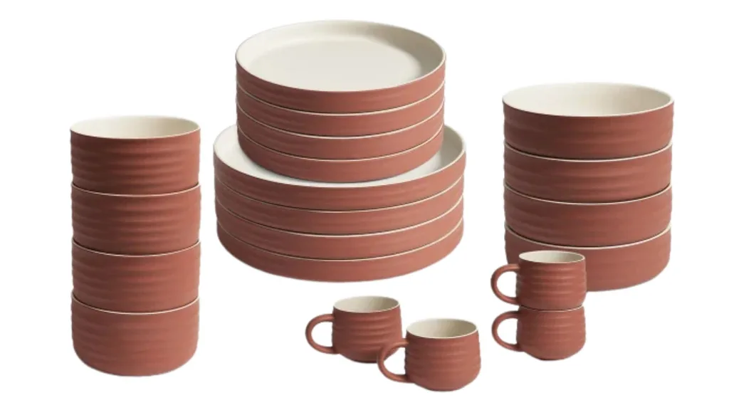 Audrey 20-Piece Dinnerware Set in brick red