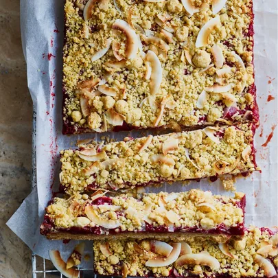 Plum crumble slice