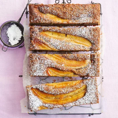 Julie Goodwin’s gluten free banana cake