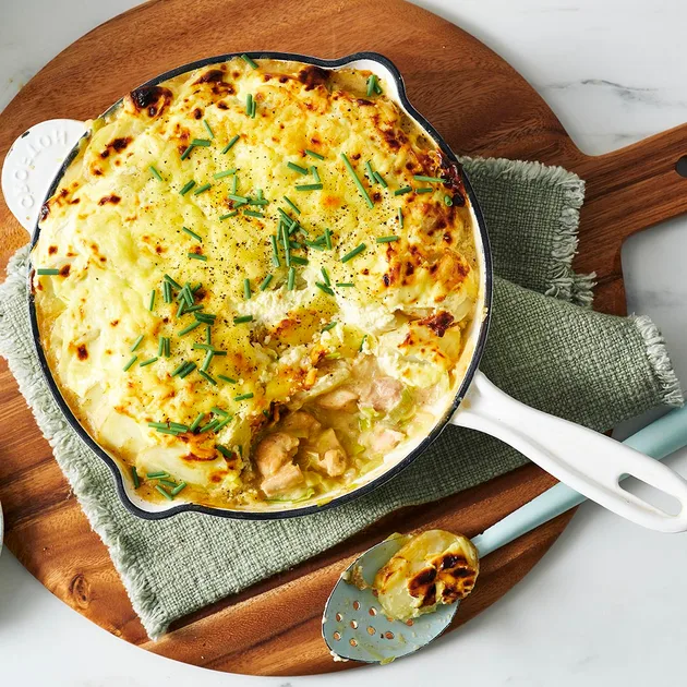 Julie Goodwin's chicken pie & potato bake mash up | Women's Weekly Food