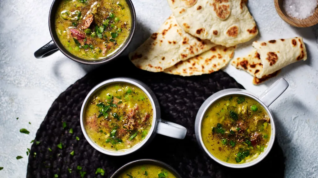 Slow cooker pea and ham soup