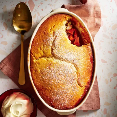 Sponge pudding with quince