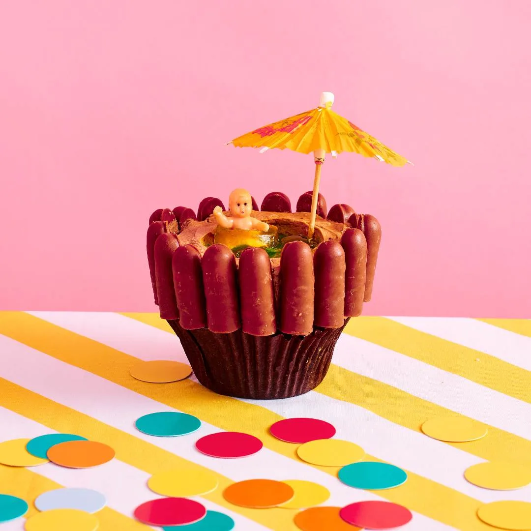Swimming pool cupcakes