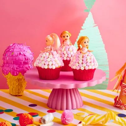 Mini Dolly Varden cakes