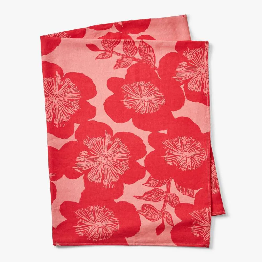 Bonnie and Neil Jardin Pink Linen Tablecloth