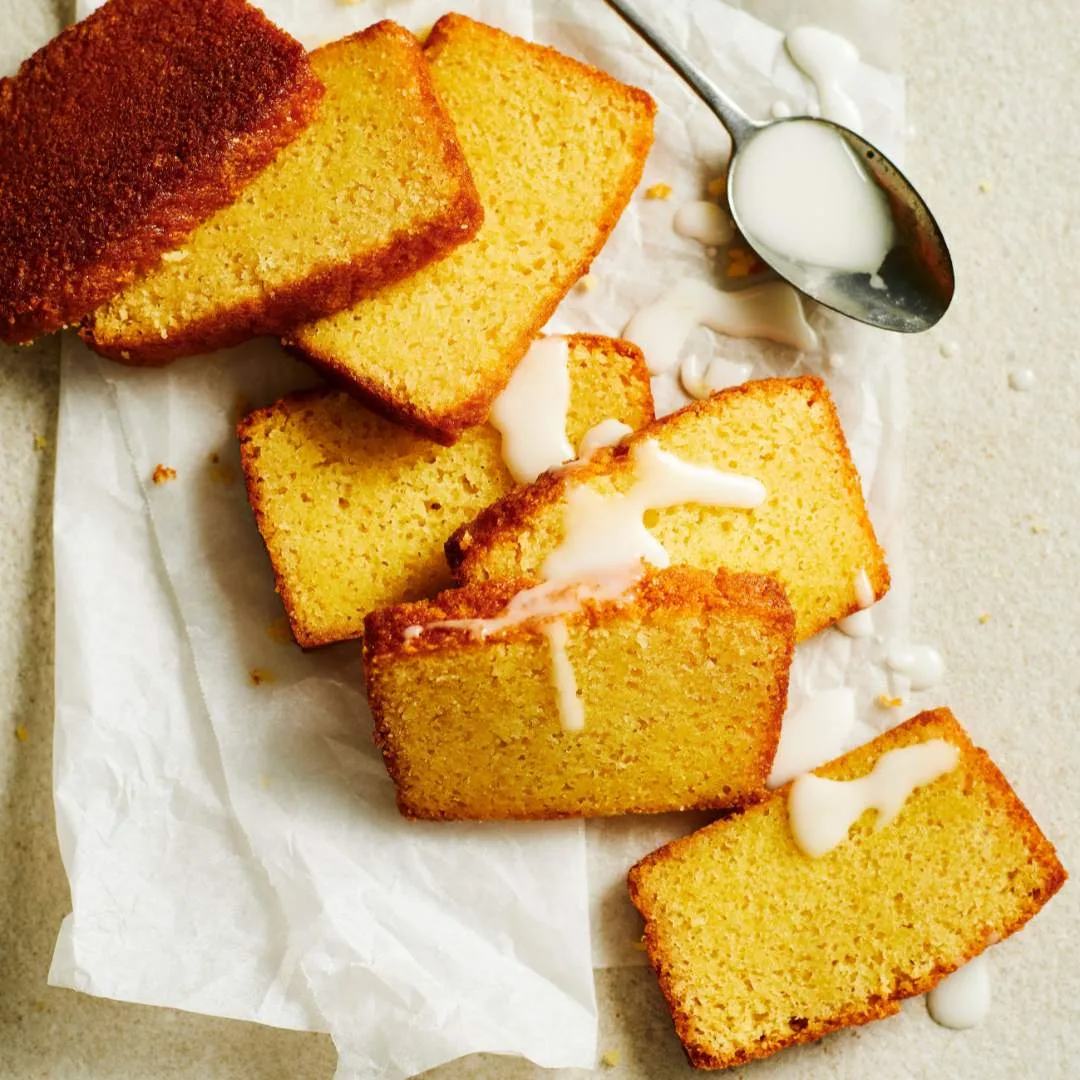 Lemon loaf cake with lemon drizzle