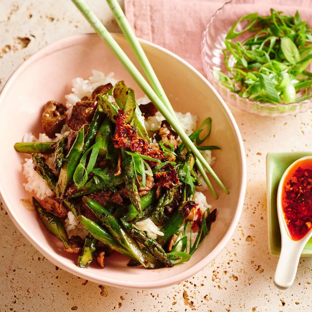 Lamb stir fry with asparagus