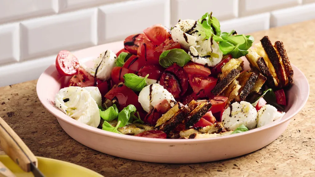 The panzarese salad