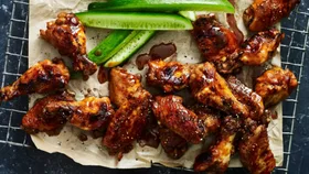 barbecues chicken wings with cucumber; finger food ideas