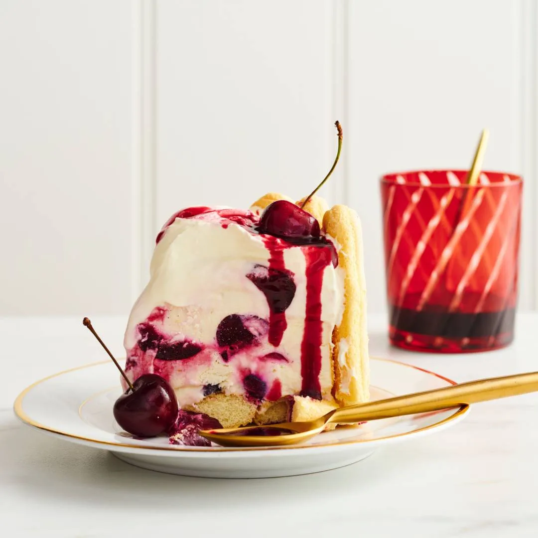 Frozen cherry cheesecake