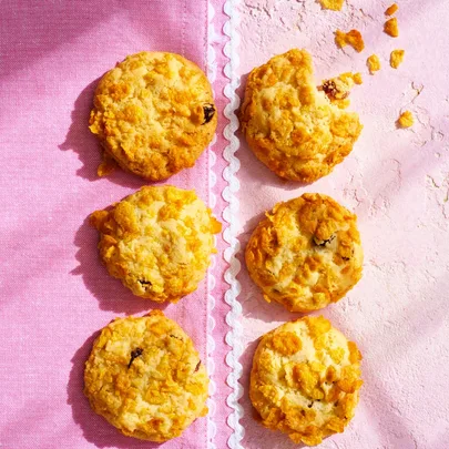 Cornflake cake mix cookies