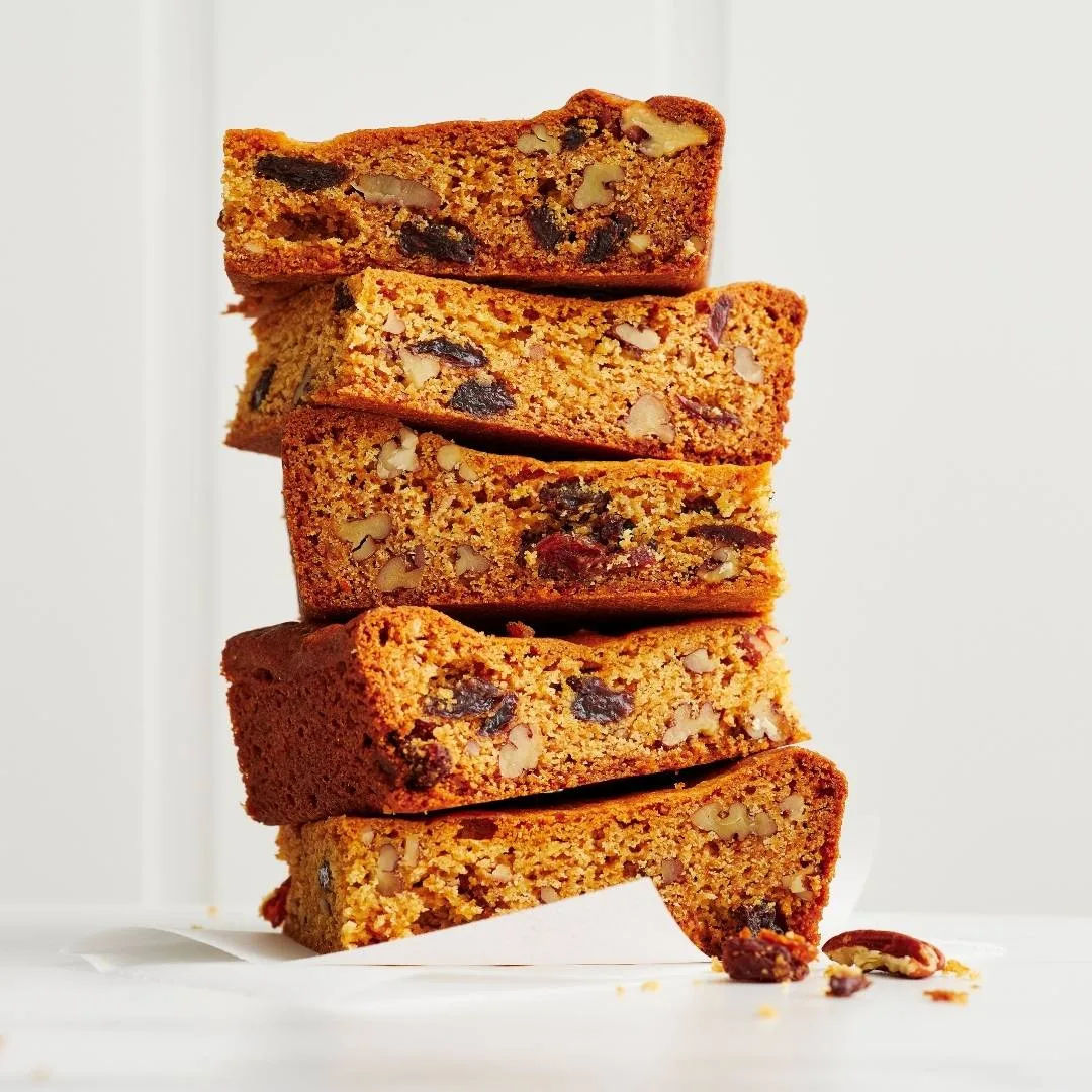 Julie Goodwin's easy golden syrup slice