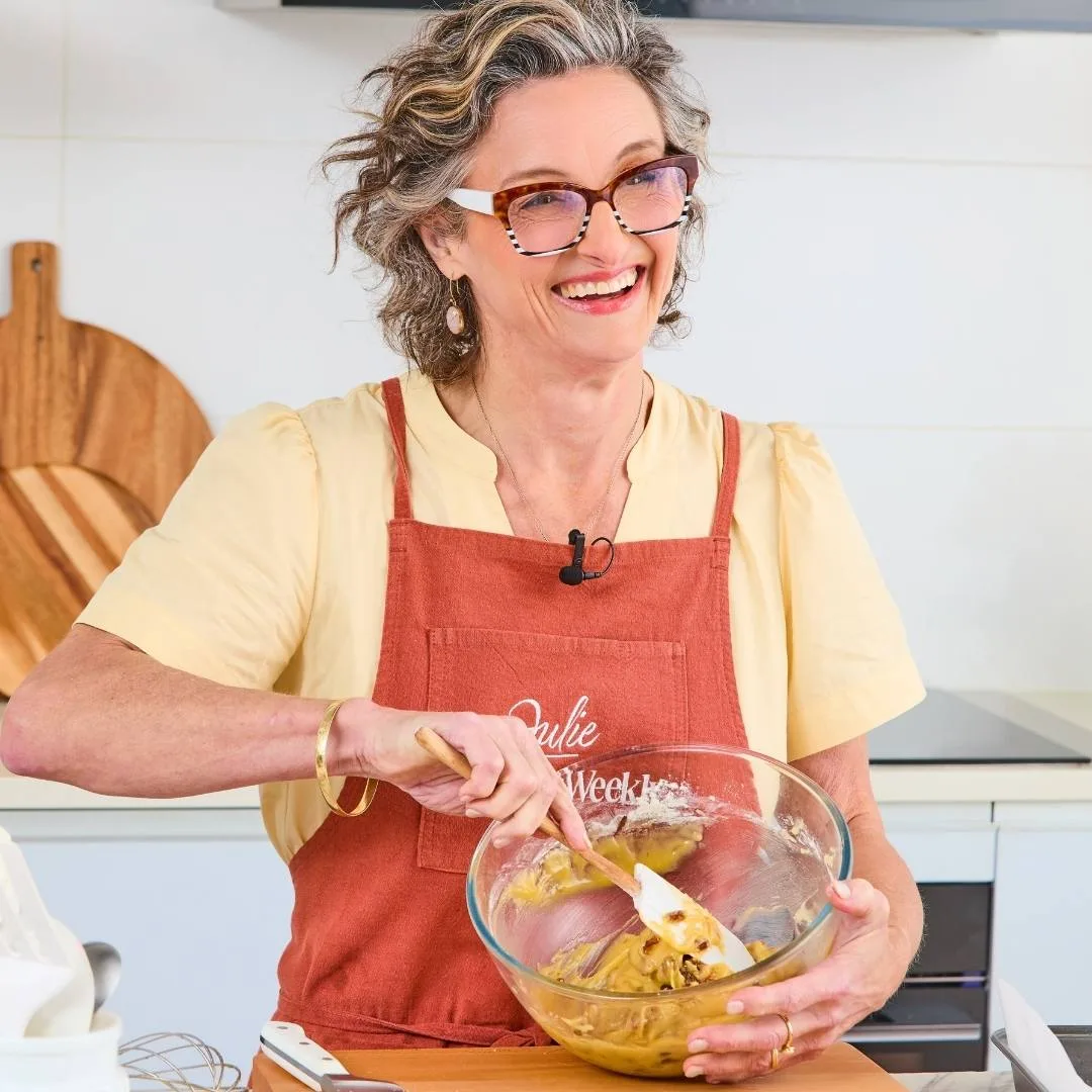 Julie Goodwin's easy golden syrup slice