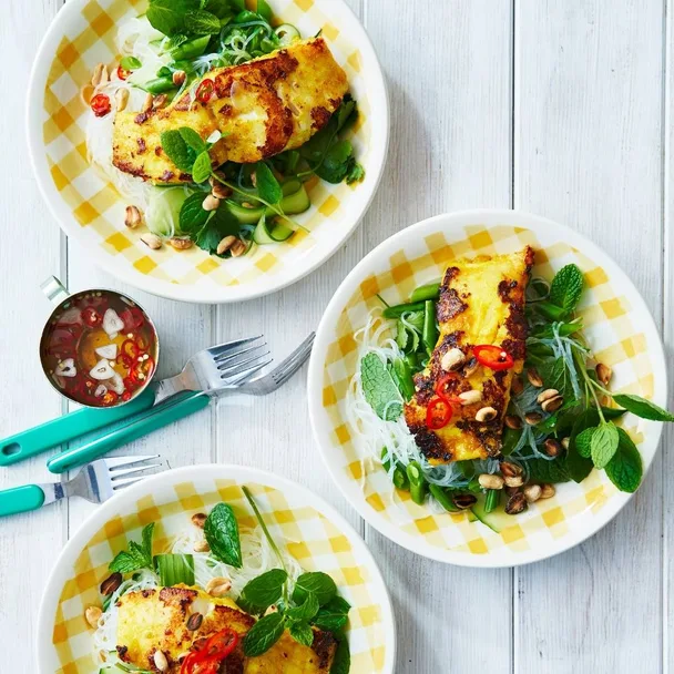 Vietnamese noodle salad and turmeric fish