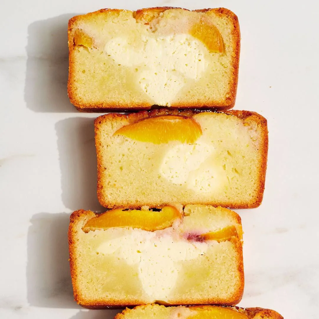 Peaches and cream cake