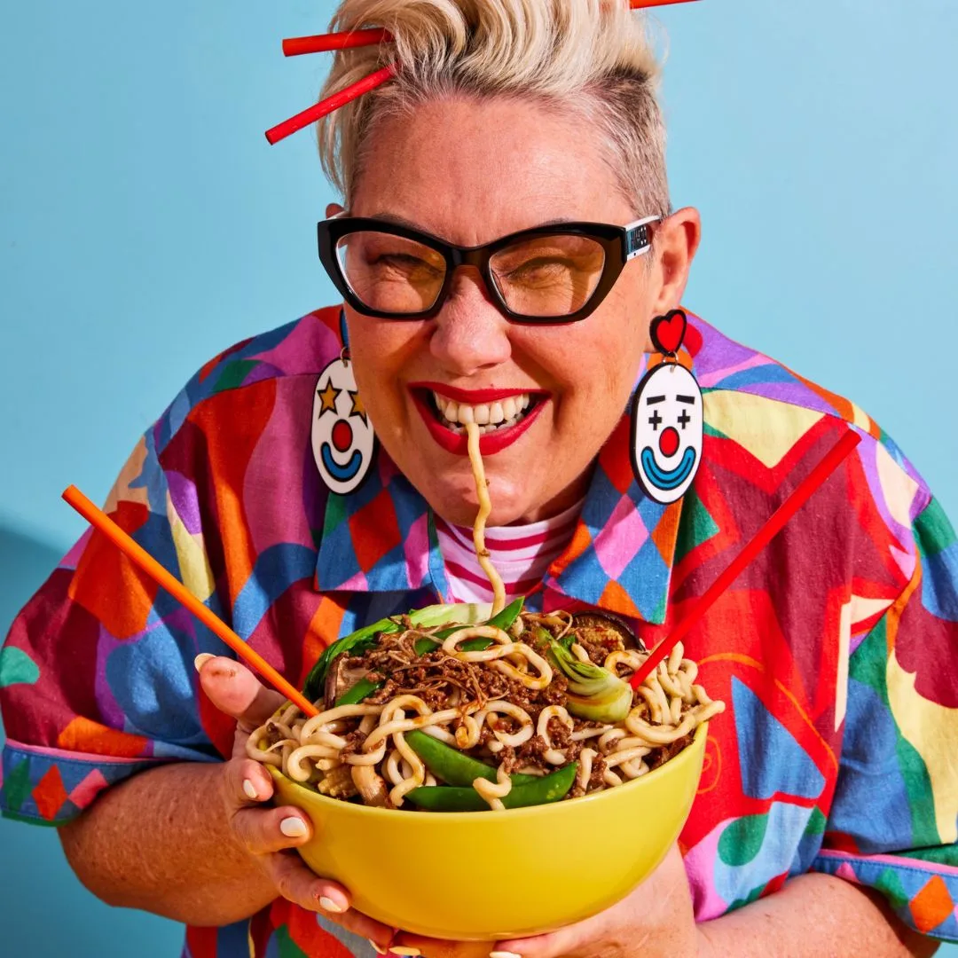 Steph de Sousa holding a bowl of teriyaki beef mince stir fry