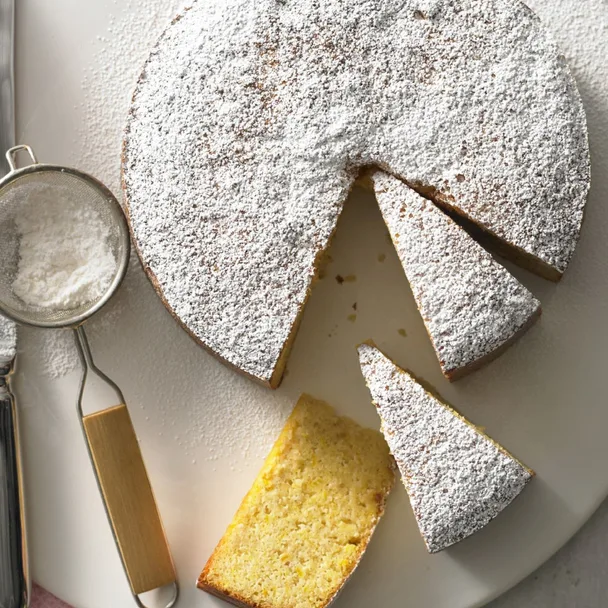 moist whole orange and almond cake