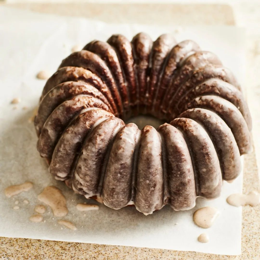 Pear & pecan gingerbread ring cake