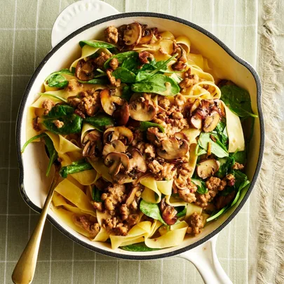 Pork mince pasta with spinach & mushroom
