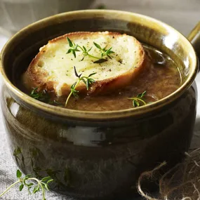 french onion with gruyère croûtons