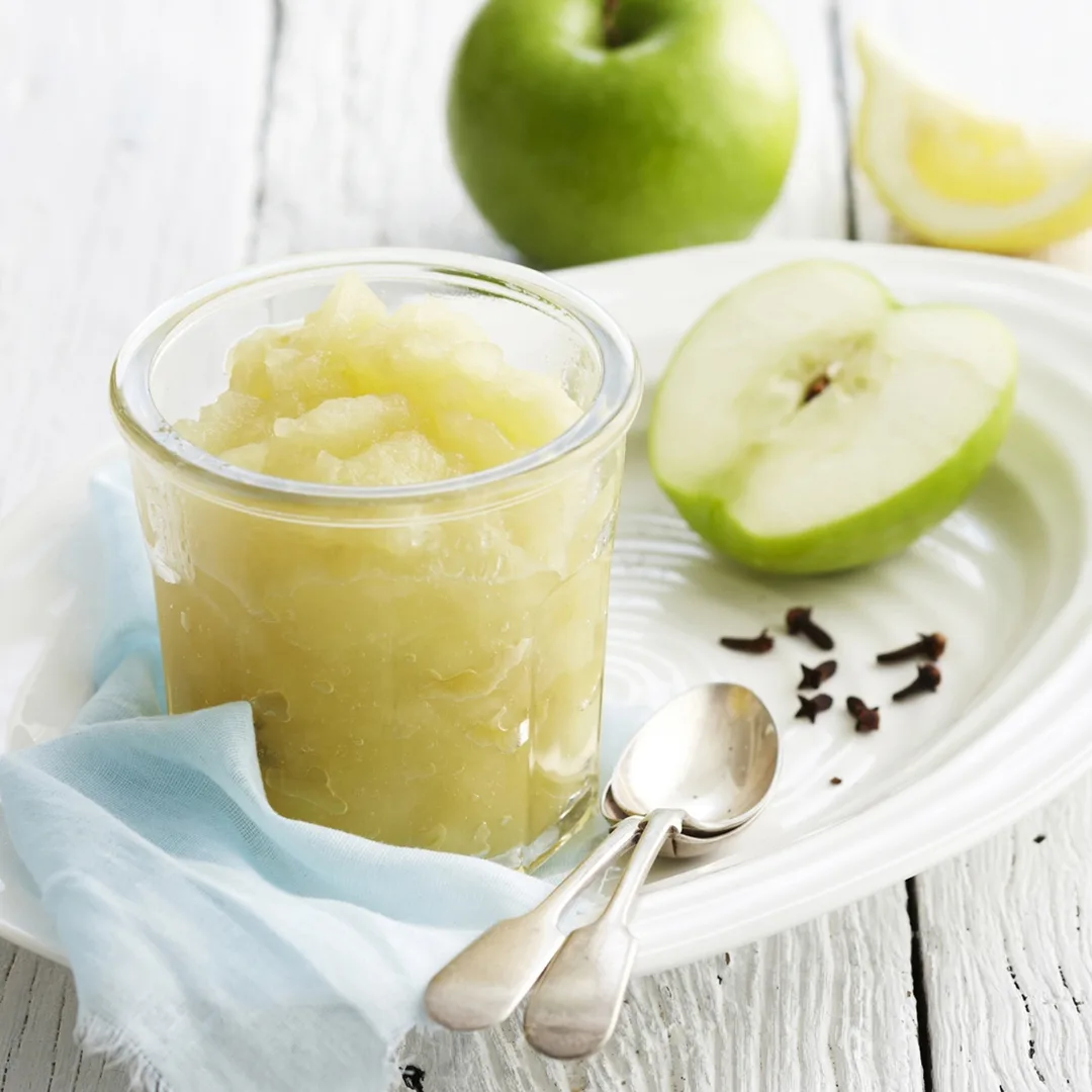 Stewed apples in a glass jar