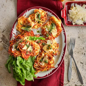 Parmigiano Reggiano e pepe fritters
