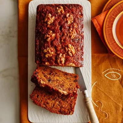Julie Goodwin’s honey, carrot & date loaf cake